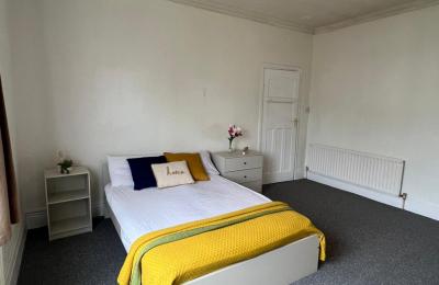 Double room Wembley HA96DL