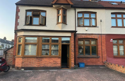 Eastern Avenue 2 - IG4 5AT