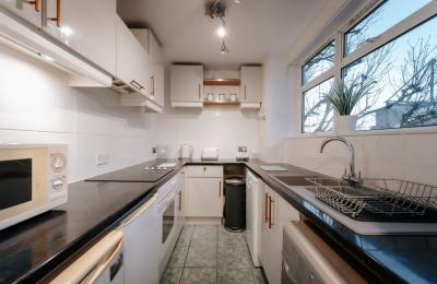 Flat West London Chelsea SW6 1HR